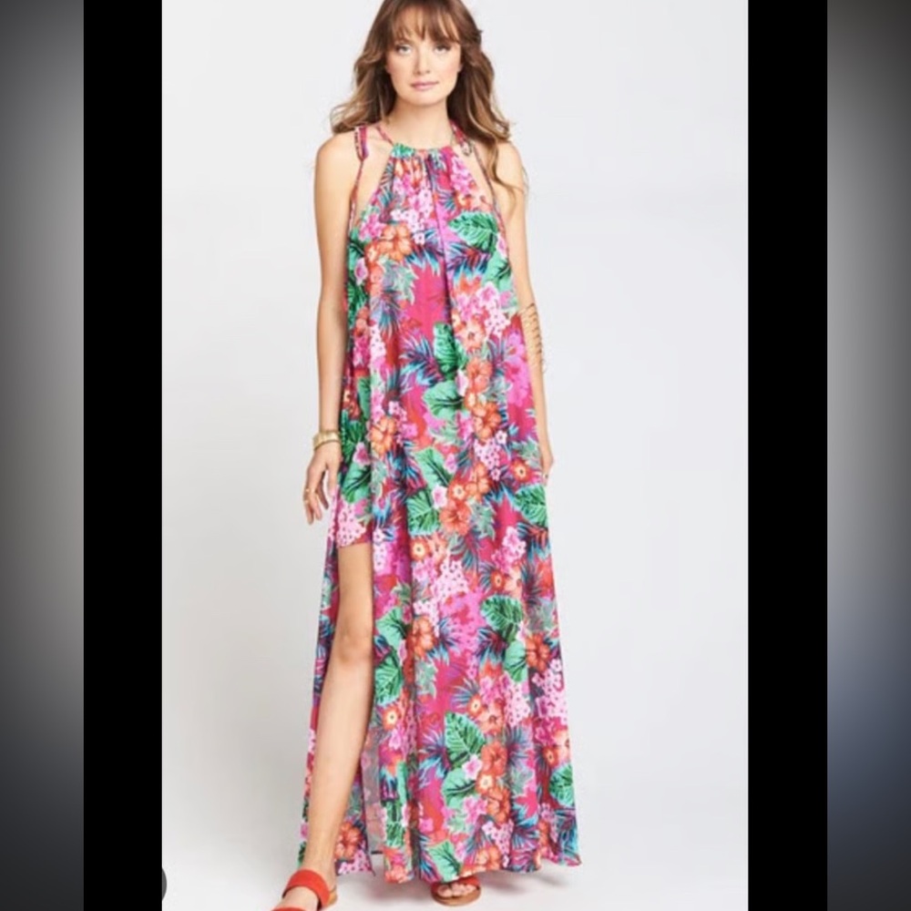 Show me your mumu maxi dress. Size M